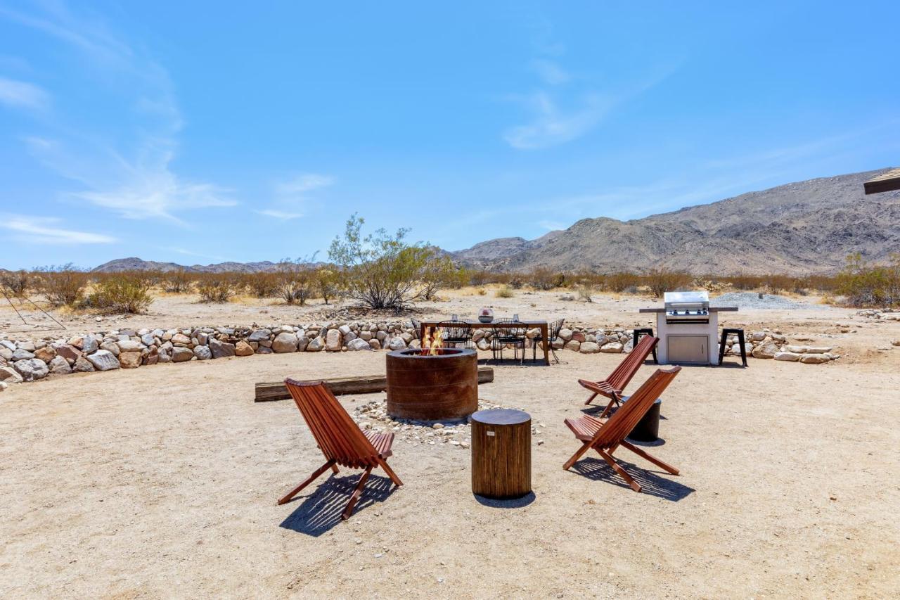 Villa 1 Minute To Joshua Tree National Park, Hot Tub, Stars, Private - The Wkndr à Twentynine Palms Extérieur photo