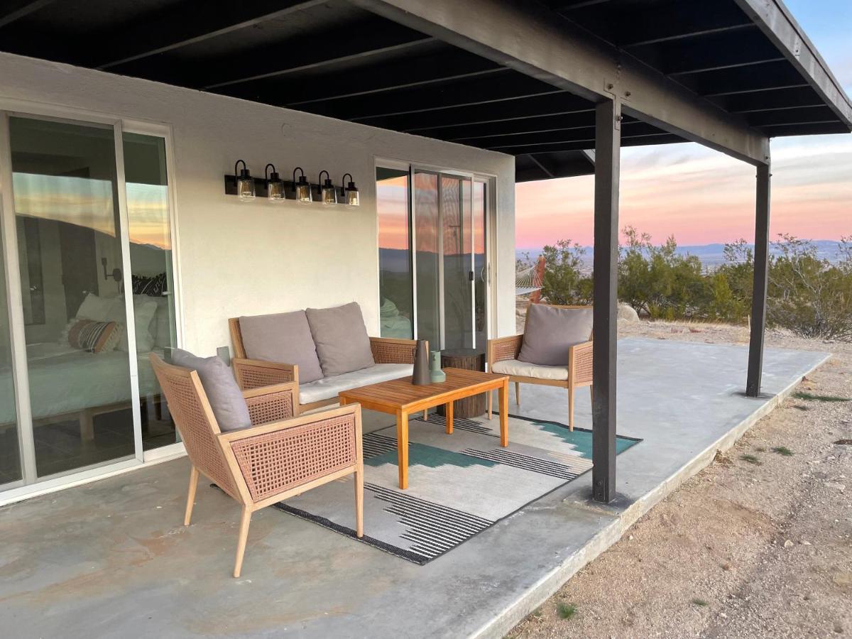 Villa 1 Minute To Joshua Tree National Park, Hot Tub, Stars, Private - The Wkndr à Twentynine Palms Extérieur photo